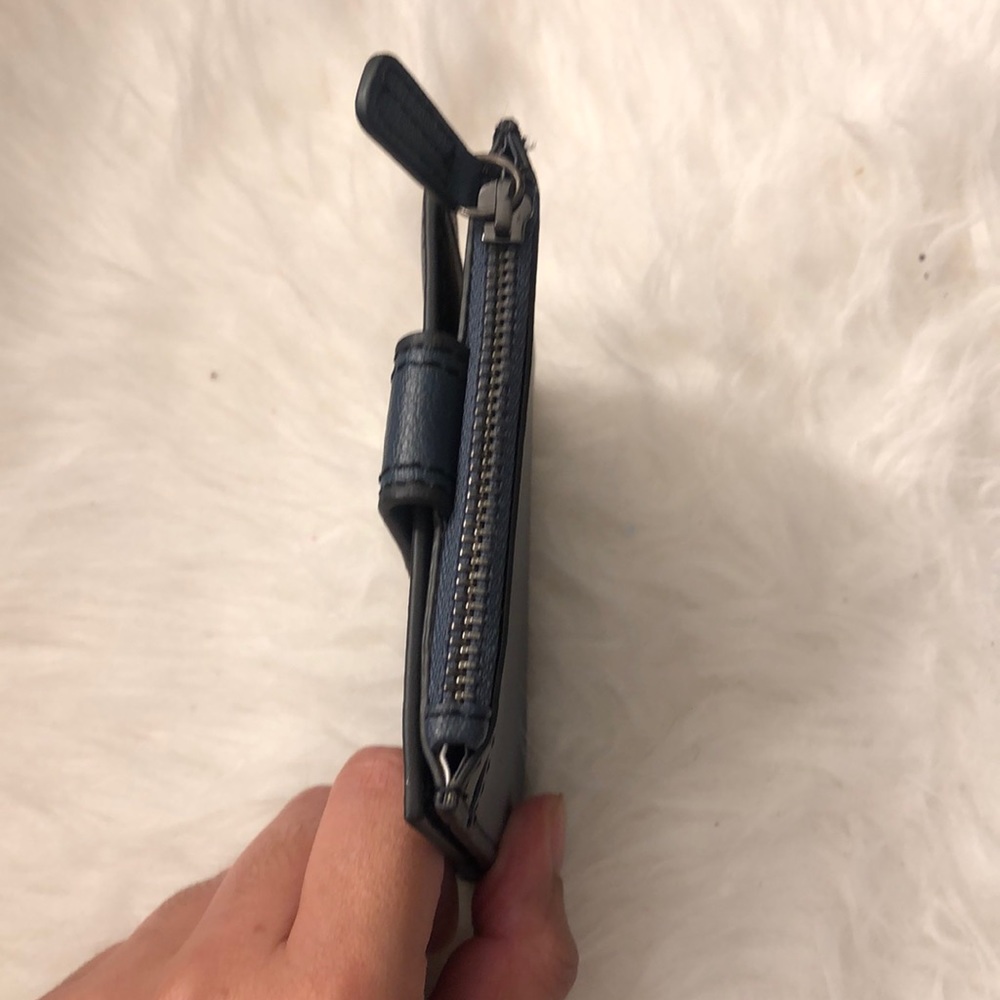 Bi-Fold Wallet - Picture 3 of 6
